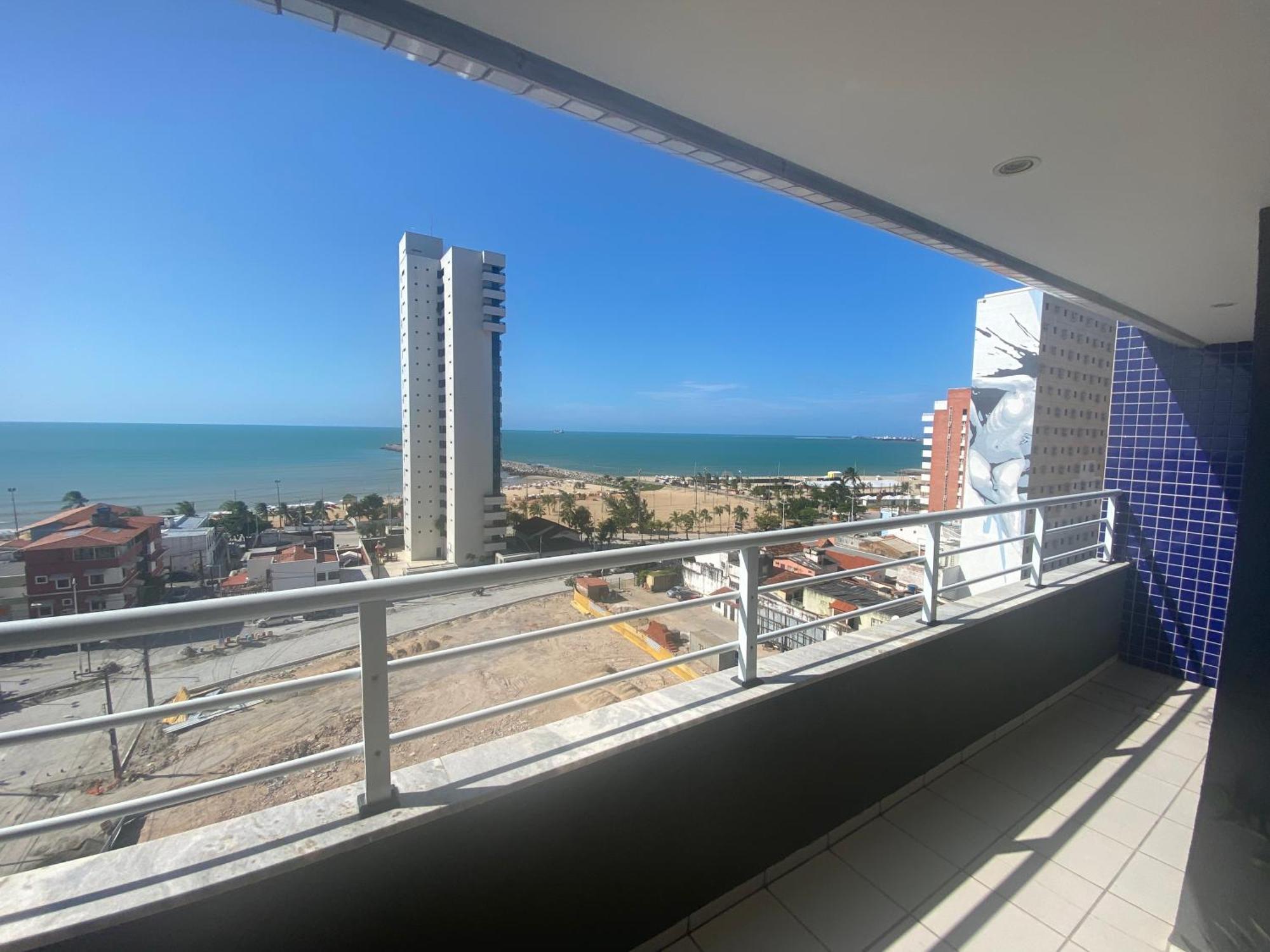 Apartamento Varandas De Iracema 901 Com Bela Vista O Mar